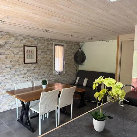 Σπίτι διακοπών Jolie Maison 100 M De La *
